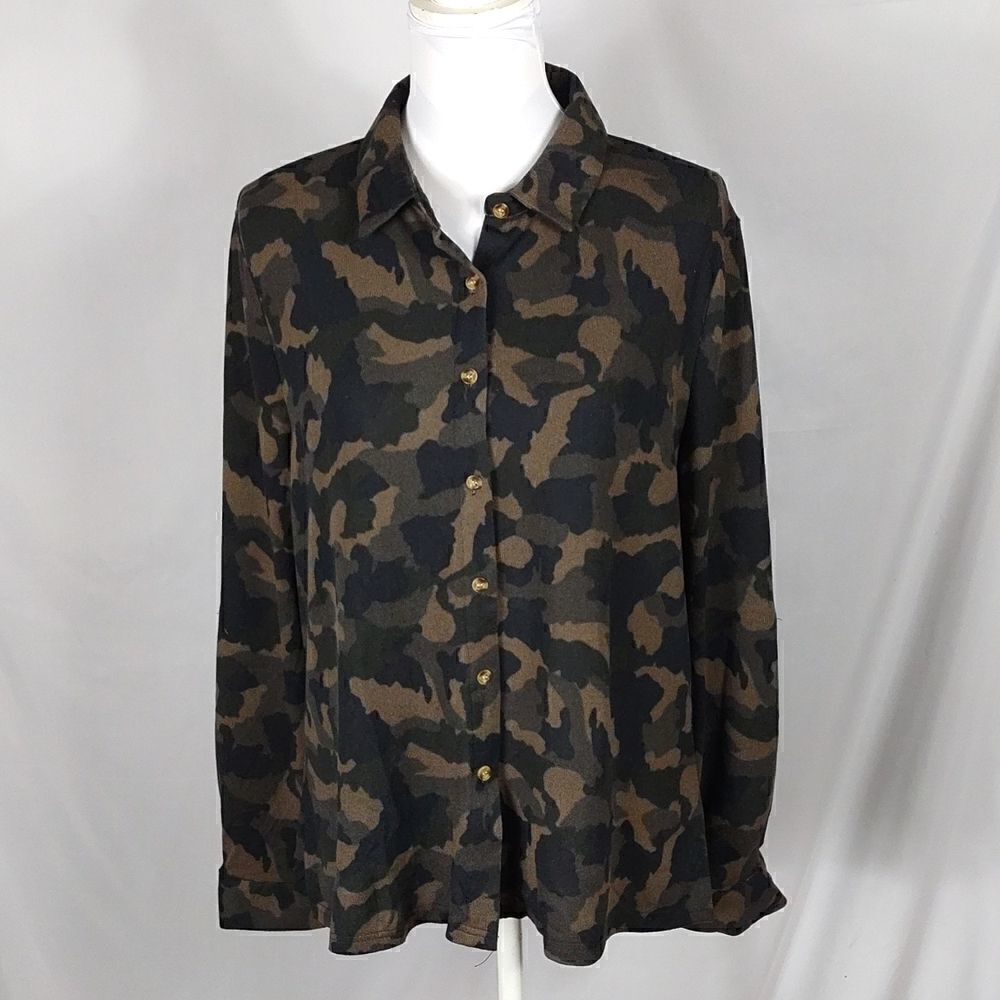Robert Louis Woman's Camo Knit Shirt
